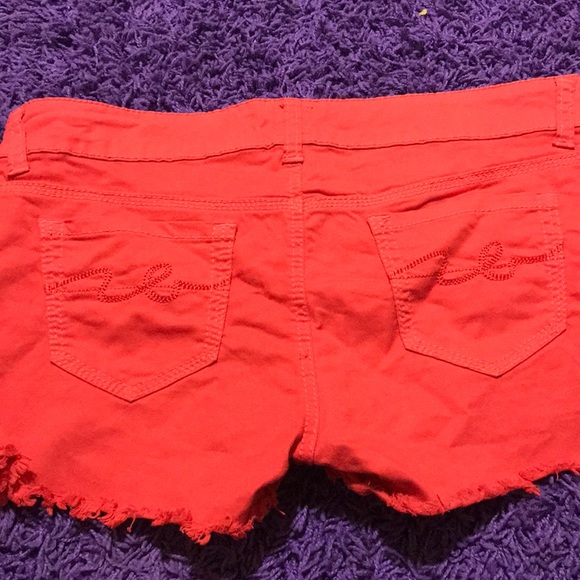 Shorts - Picture 2 of 2